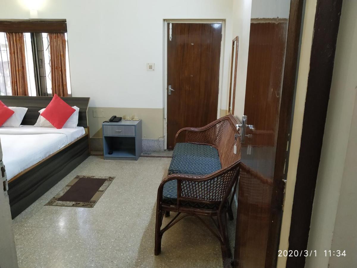 Riverview Guest House Guwahati Ngoại thất bức ảnh