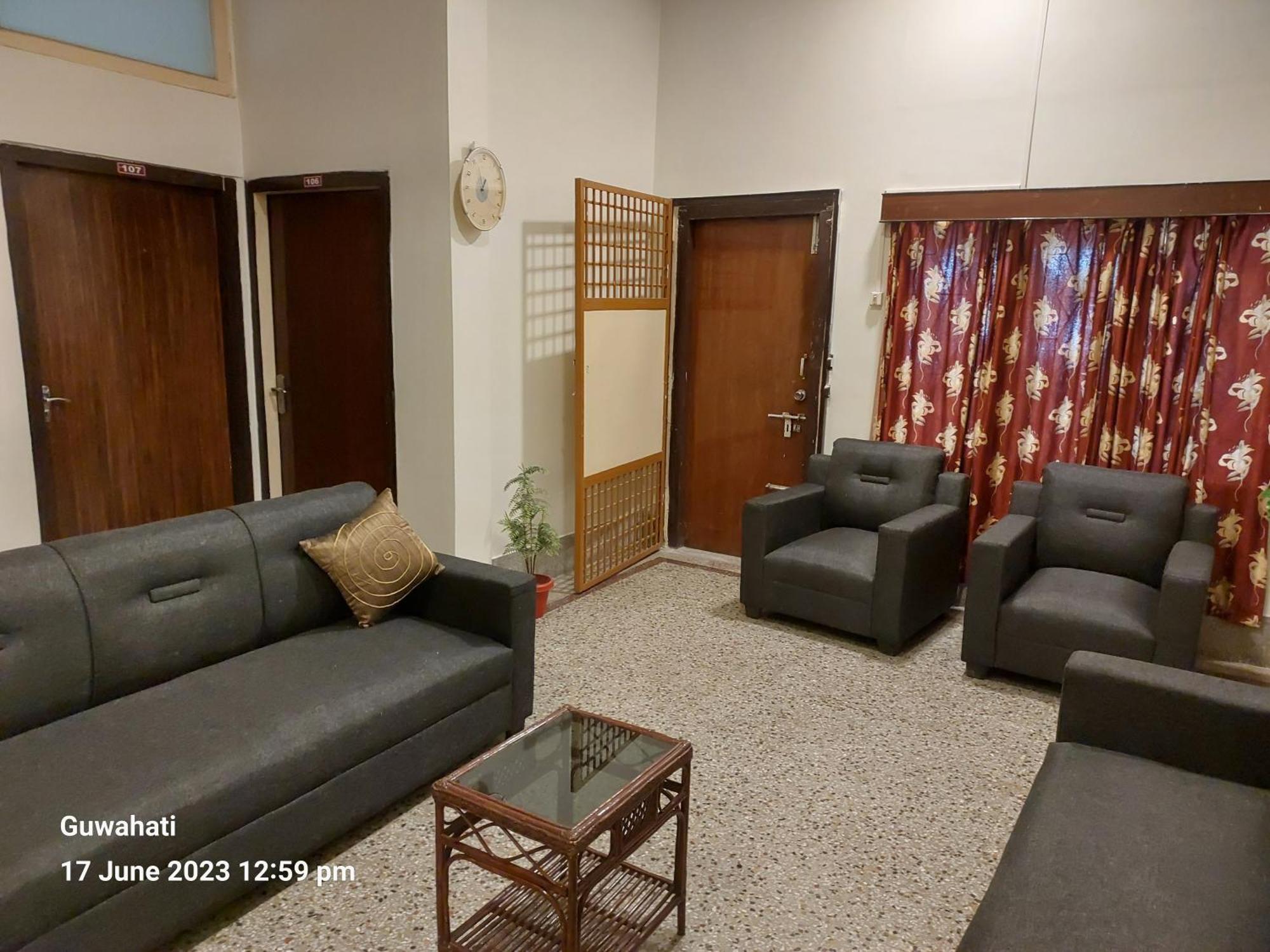 Riverview Guest House Guwahati Ngoại thất bức ảnh