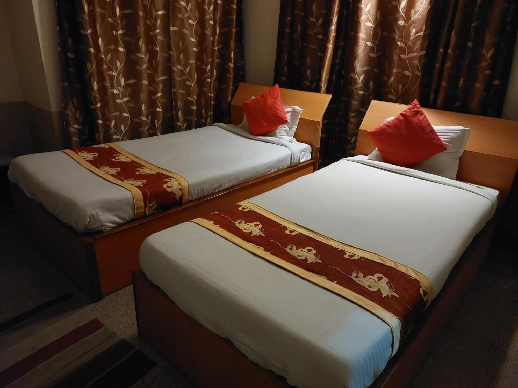 Riverview Guest House Guwahati Ngoại thất bức ảnh