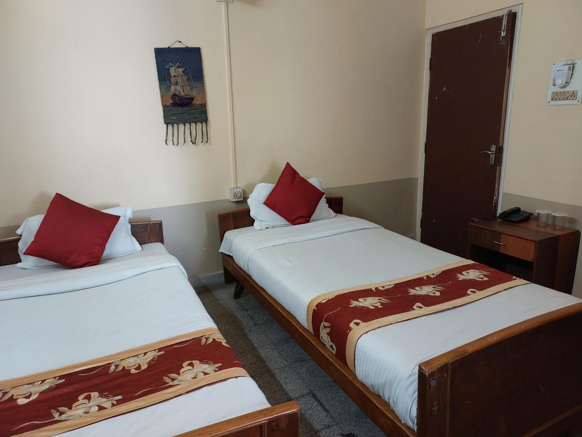 Riverview Guest House Guwahati Ngoại thất bức ảnh