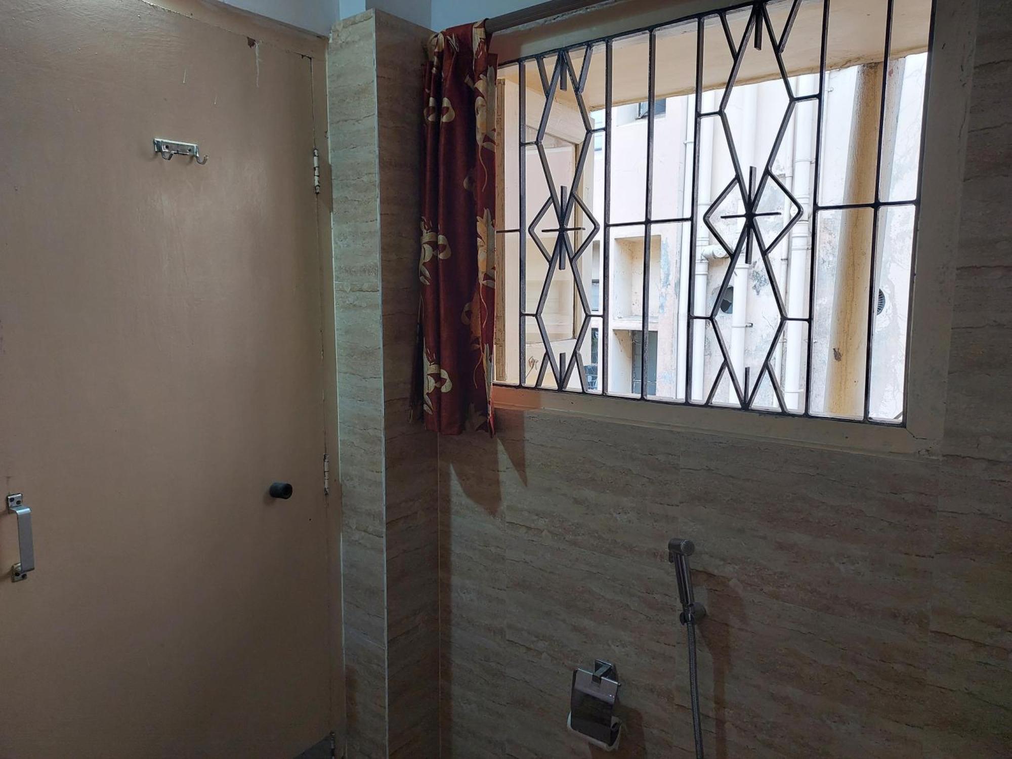 Riverview Guest House Guwahati Ngoại thất bức ảnh
