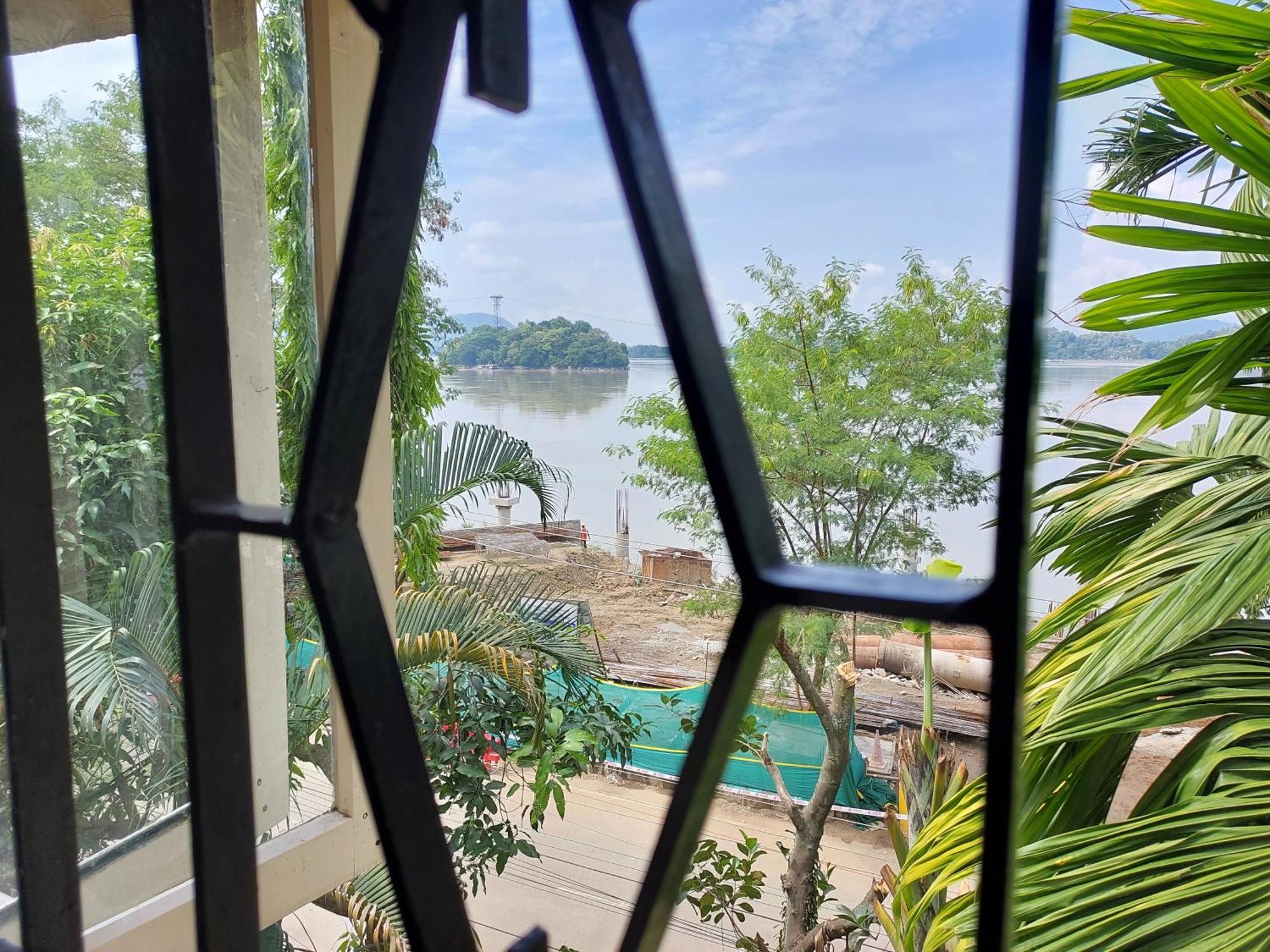 Riverview Guest House Guwahati Ngoại thất bức ảnh