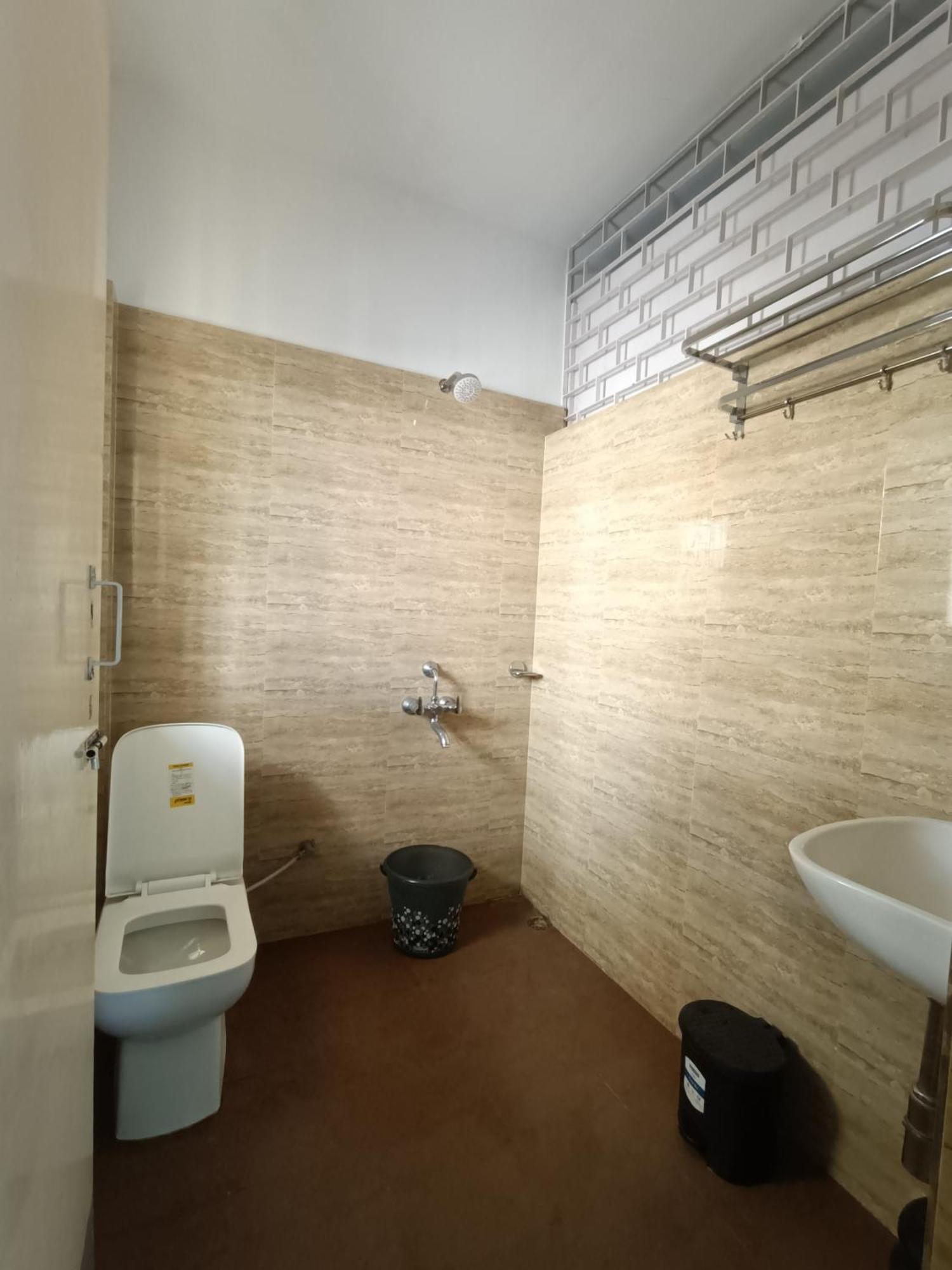 Riverview Guest House Guwahati Ngoại thất bức ảnh