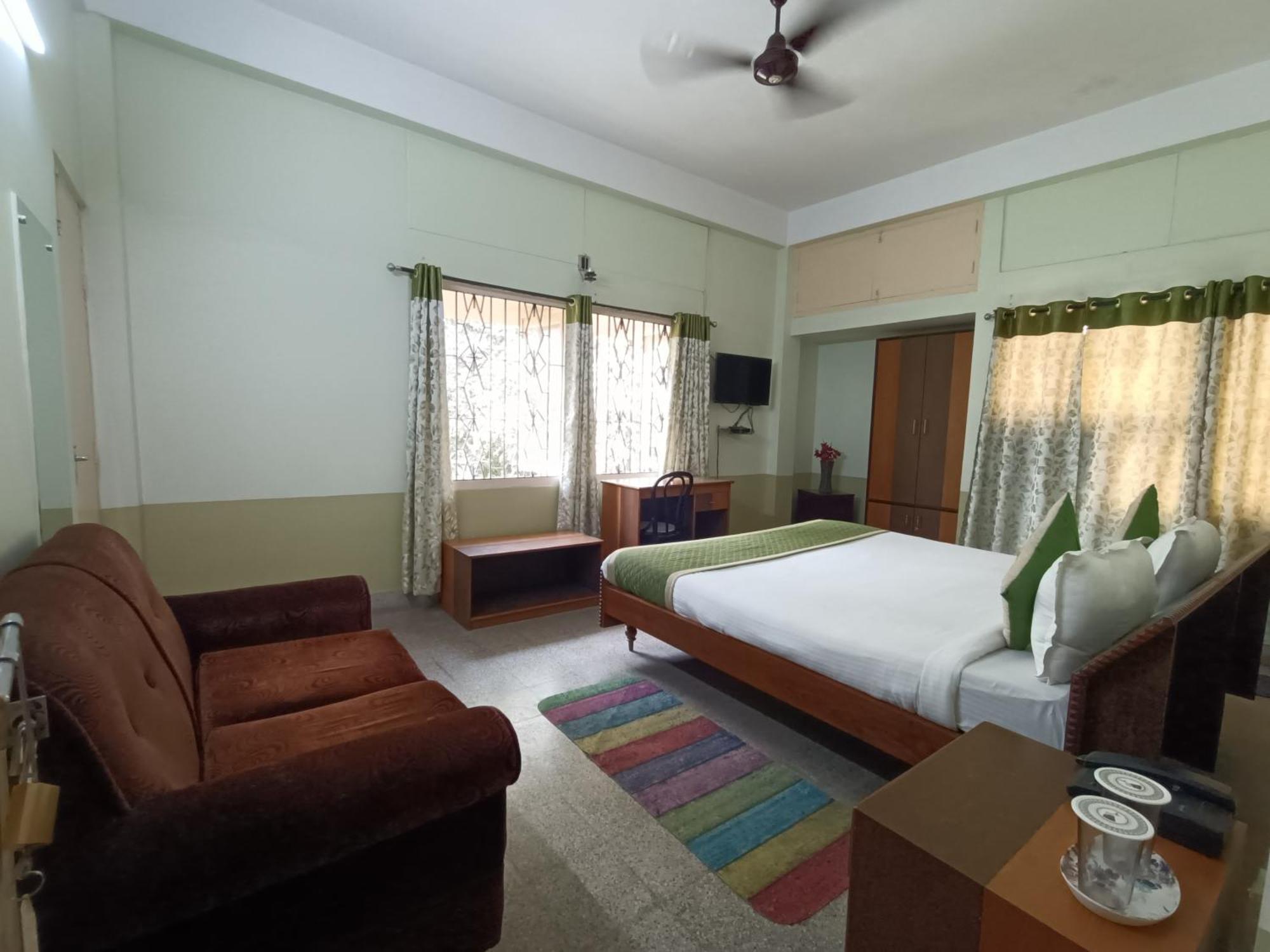 Riverview Guest House Guwahati Ngoại thất bức ảnh